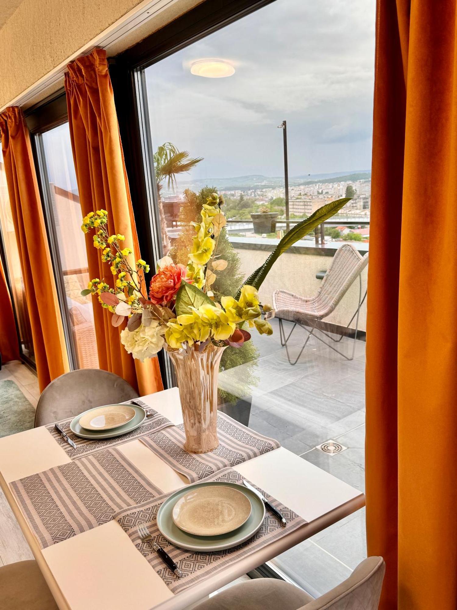 Penthouse Exclusive View , Iasi Lejlighed Eksteriør billede