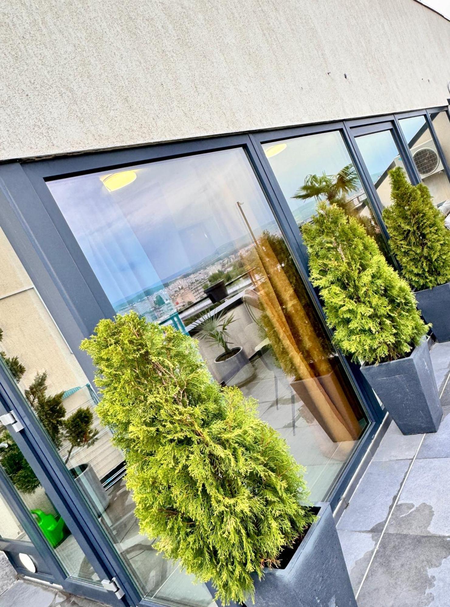 Penthouse Exclusive View , Iasi Lejlighed Eksteriør billede