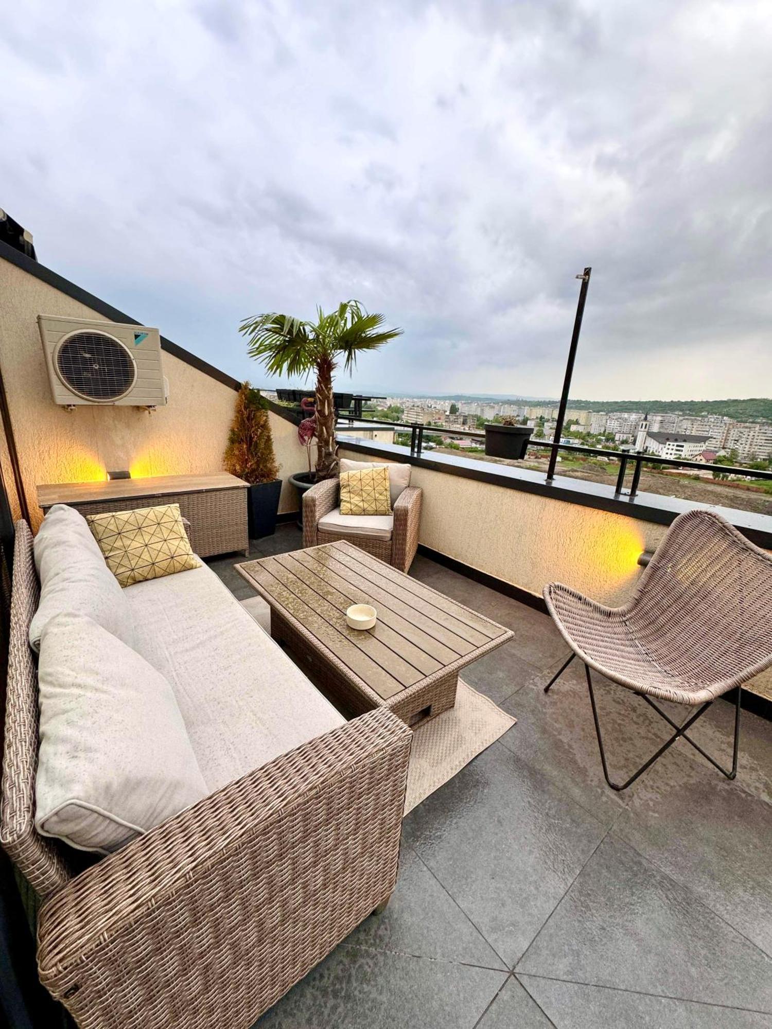 Penthouse Exclusive View , Iasi Lejlighed Eksteriør billede