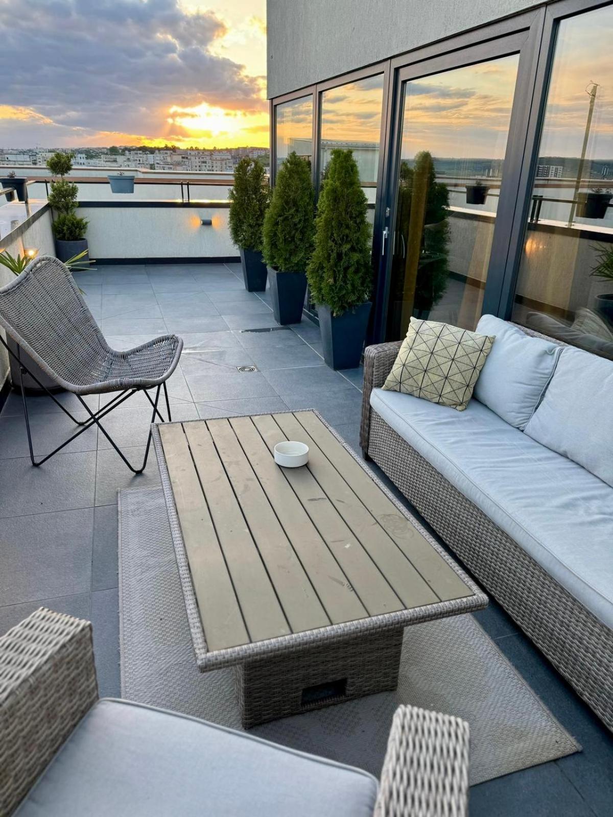 Penthouse Exclusive View , Iasi Lejlighed Eksteriør billede