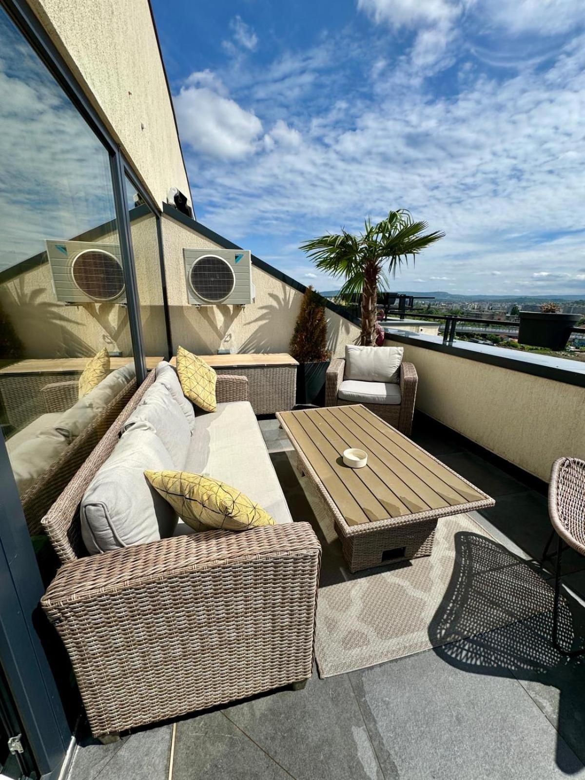 Penthouse Exclusive View , Iasi Lejlighed Eksteriør billede