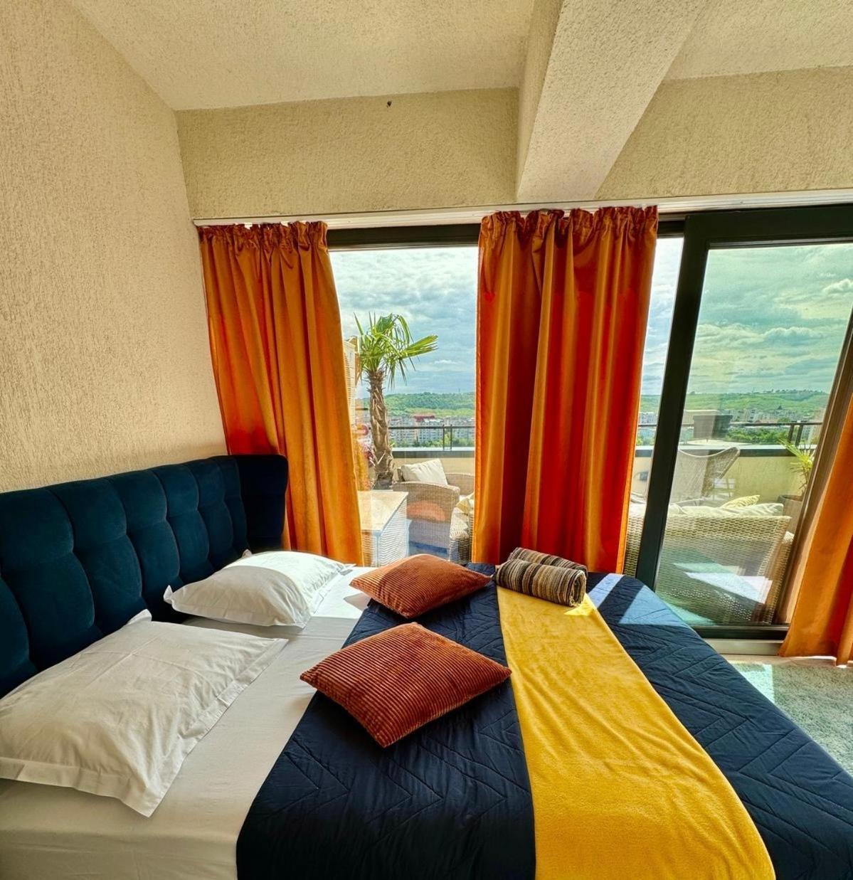 Penthouse Exclusive View , Iasi Lejlighed Eksteriør billede